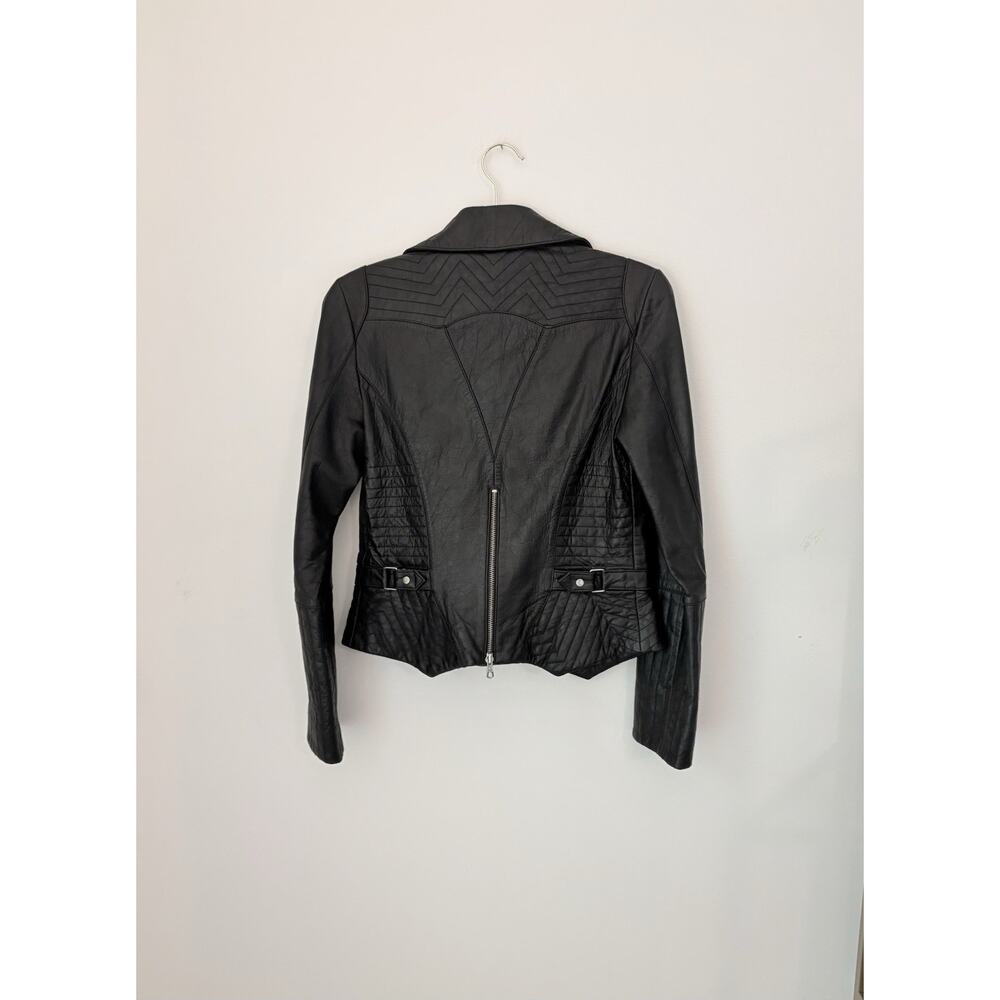 GUESS Vintage 100% Leather Jacket Biker Black Zip Women's Size Small - Picture 13 of 16